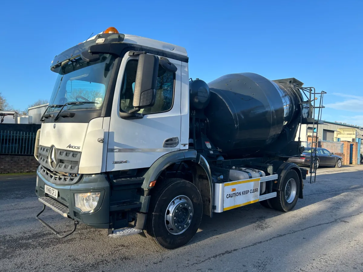 2016 Mercedes axor 1824 4m mini mixer - Image 1