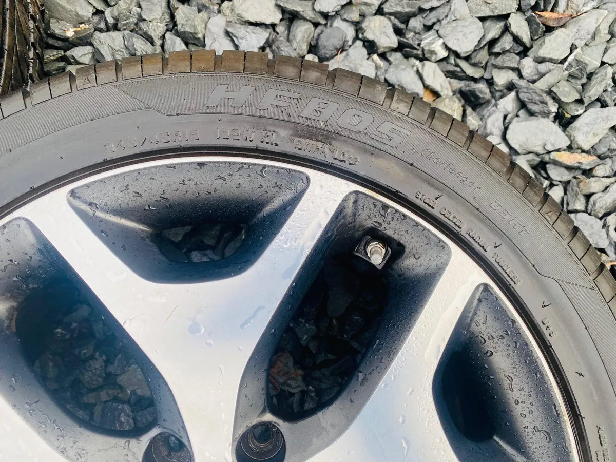Great Condition 5x114.3 Kia 19inch - Image 3