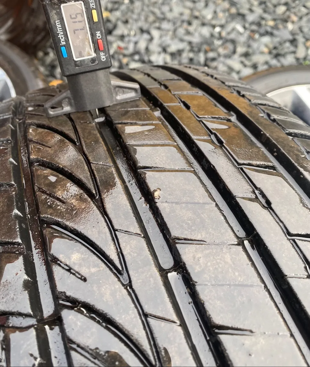 Great Condition 5x114.3 Kia 19inch - Image 4