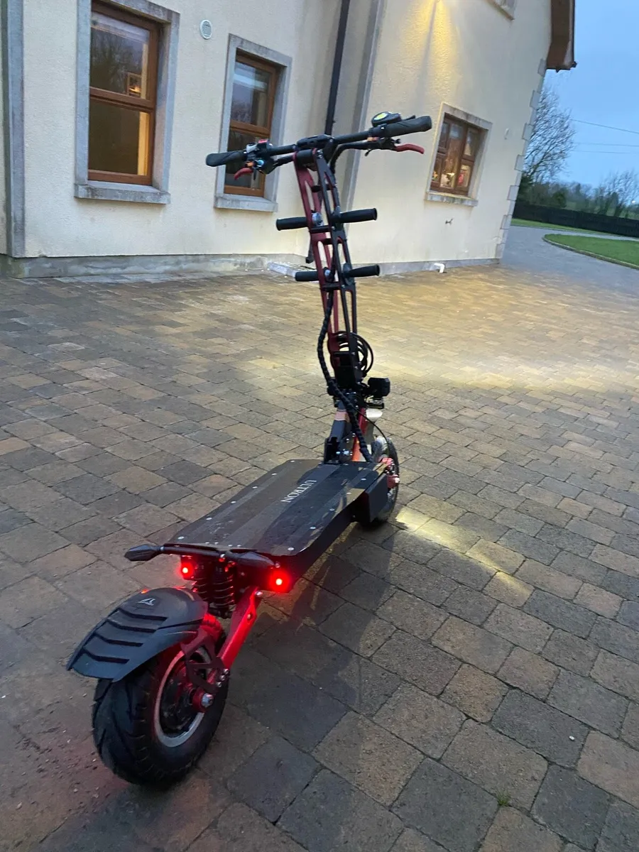 ULTRON Electric scooter - Image 4