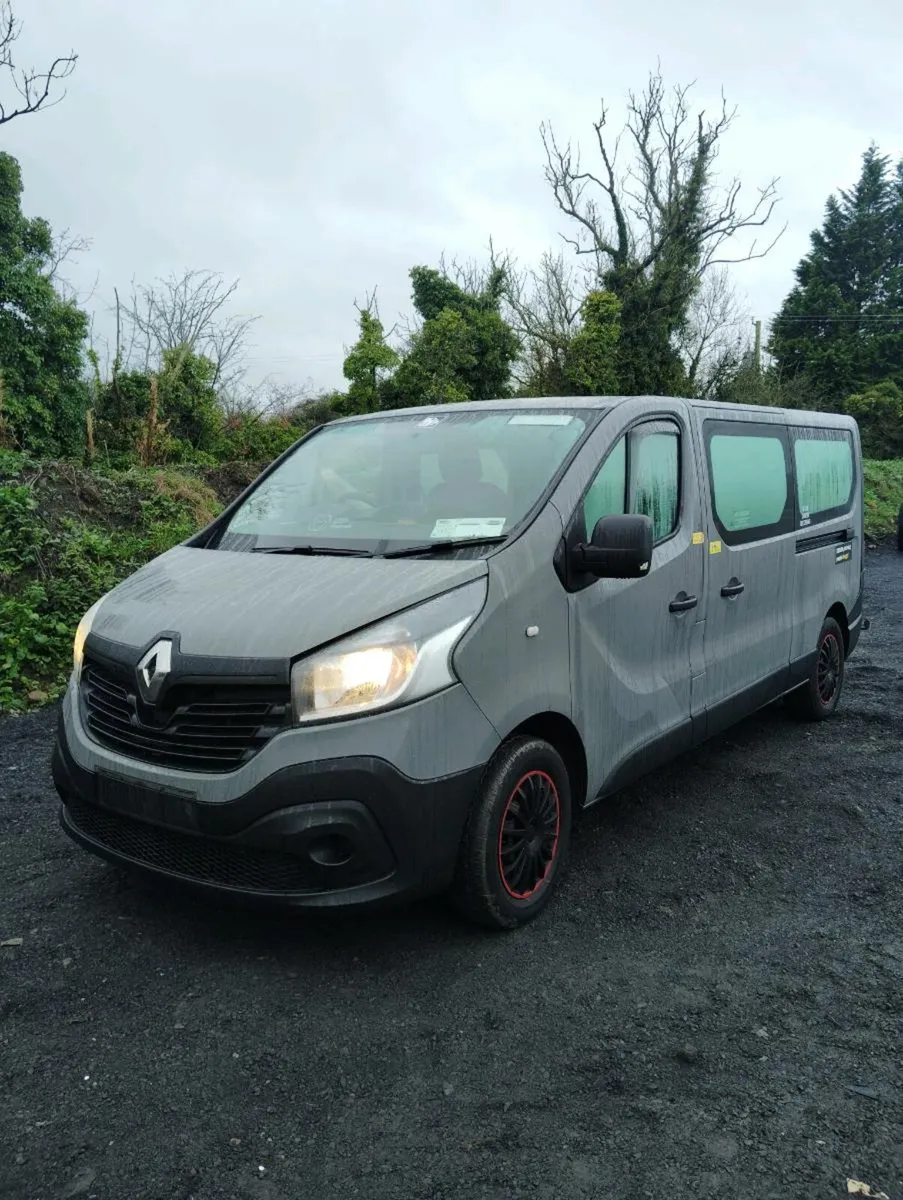 Breaking Renault trafic 2016 diesel - Image 1