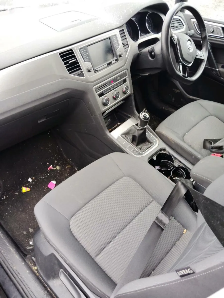 Breaking VW golf + 2017 diesel DDYA - Image 3