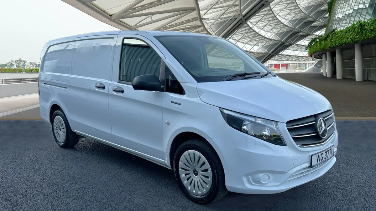 Mercedes-Benz eVito 114 41kWh Progressive Auto - Image 1