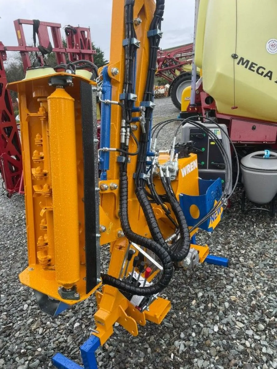 Bomford Wren - Image 1