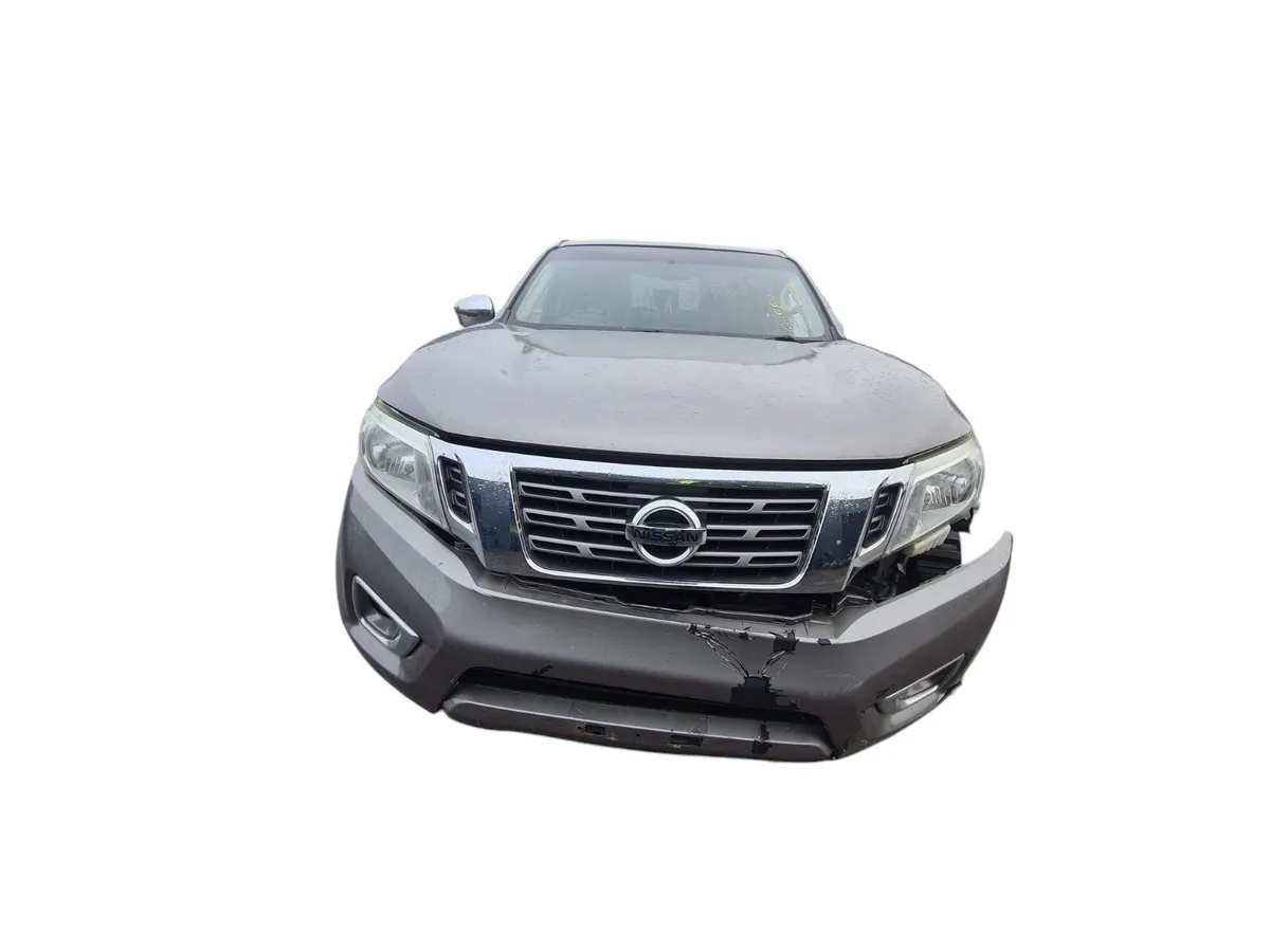 18 nissan Navara for breaking - Image 2