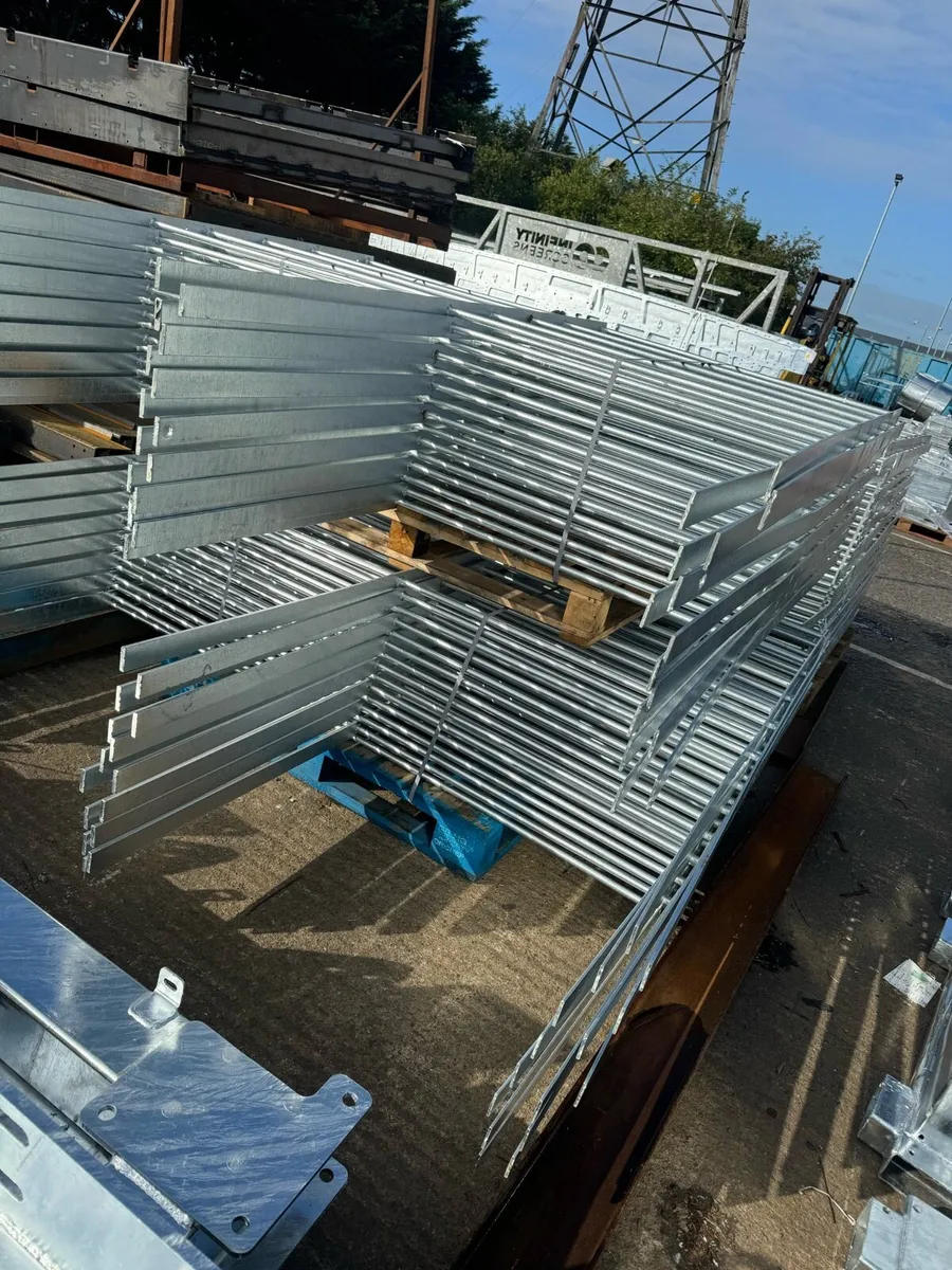 Estate fencing - Image 2