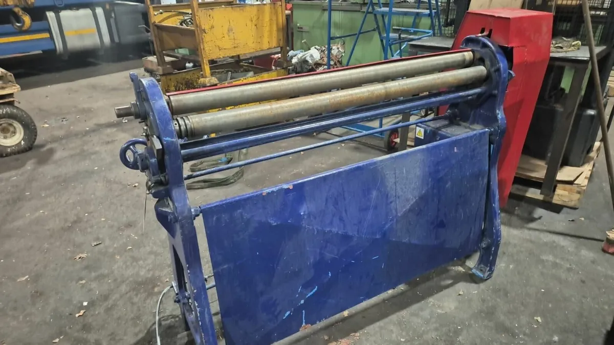 Rolls 4ft x 1.25mm - Image 1