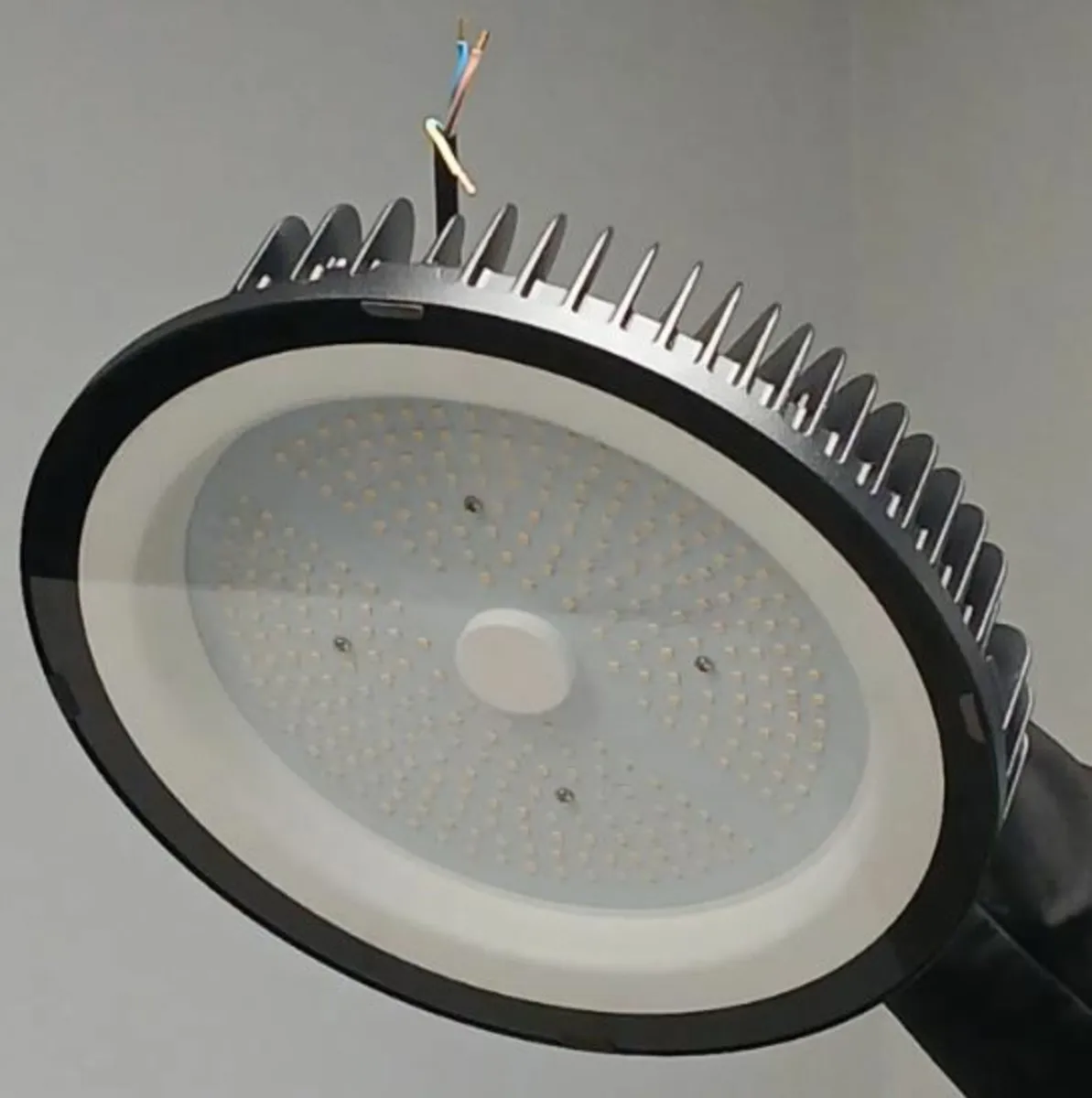 LED Switchable Wattage High Bay 220V - Image 3