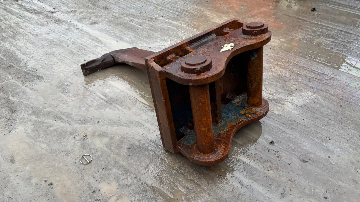 Ripper Tooth 80mm Pins - Image 4