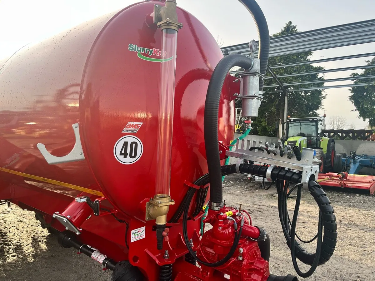 New SlurryKat 2750 + 9m Farmshoe - Image 3