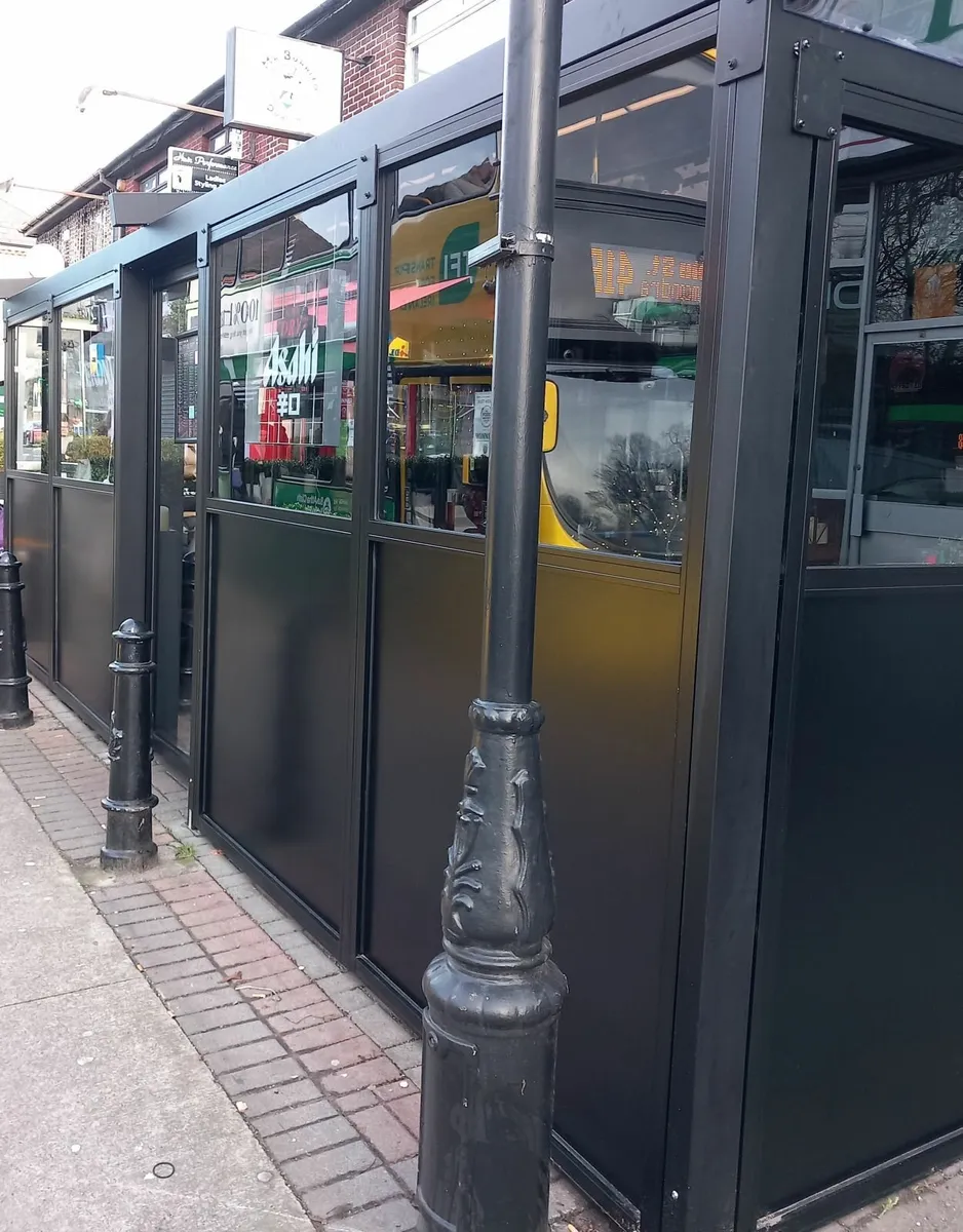 Glass tarrace screens and doors - Image 1