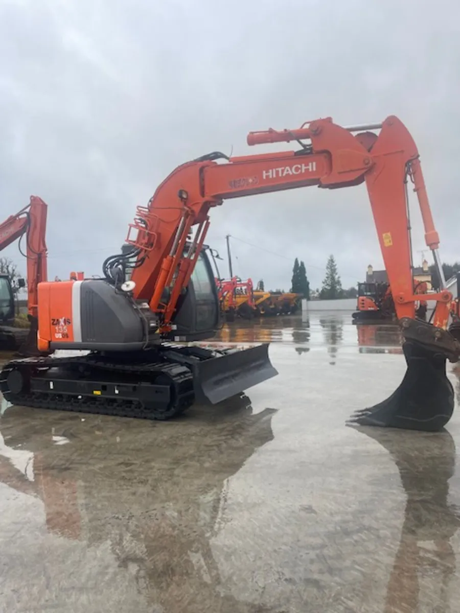 HITACHI ZX135-3URG - Image 2