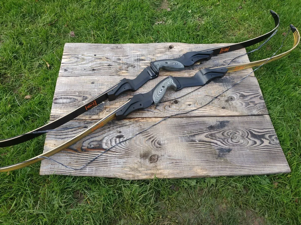 Archery Bow, 62" Recurve ILF 30-50LBS +3 arrows - Image 4