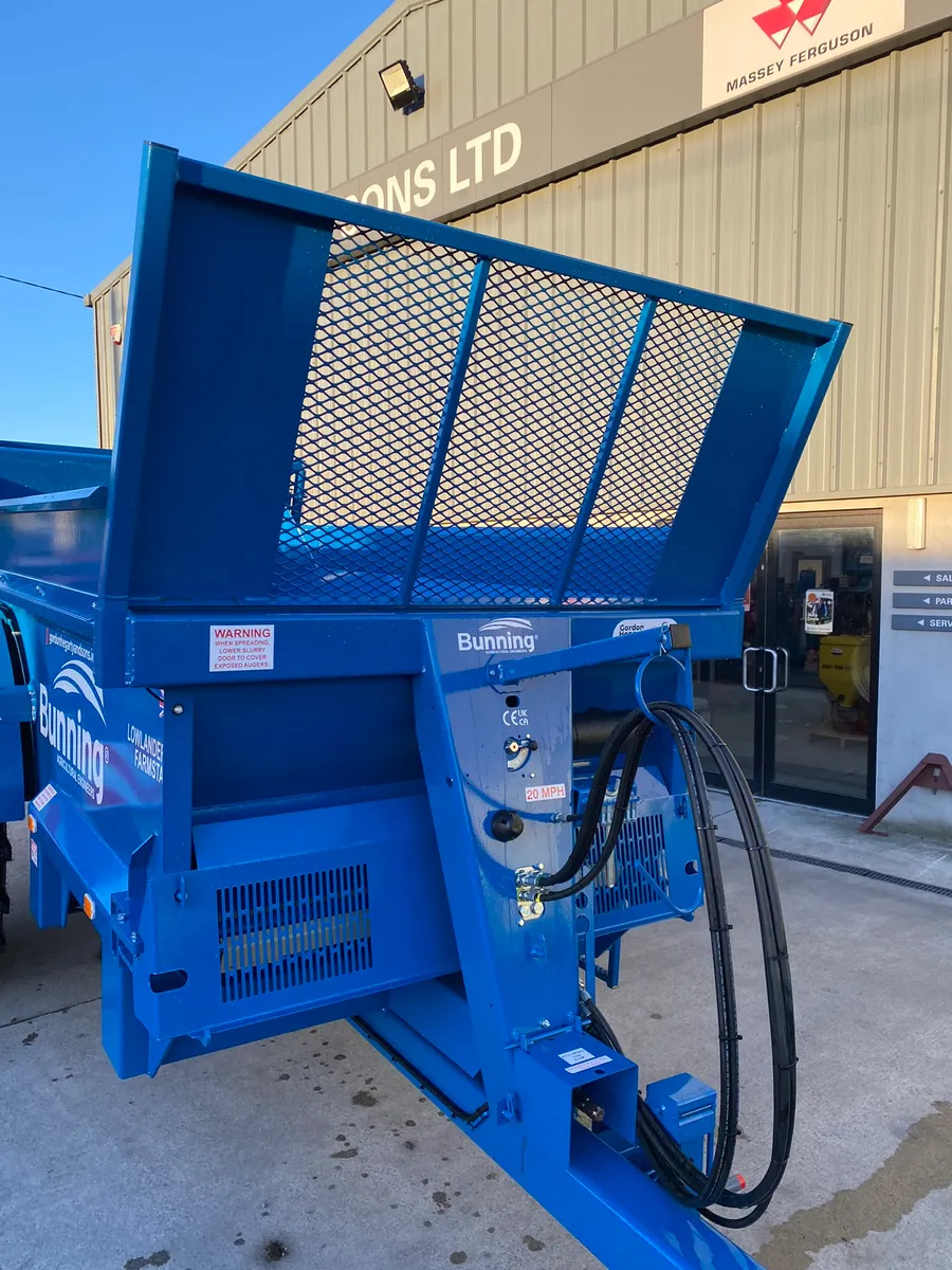 Bunning 6 Tonne Spreader in stock - Image 2