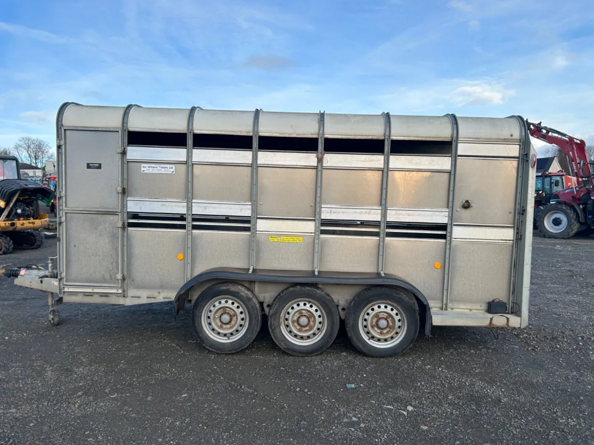 Ifor Williams 14FT Tri Axle Cattle Trailer - Image 1