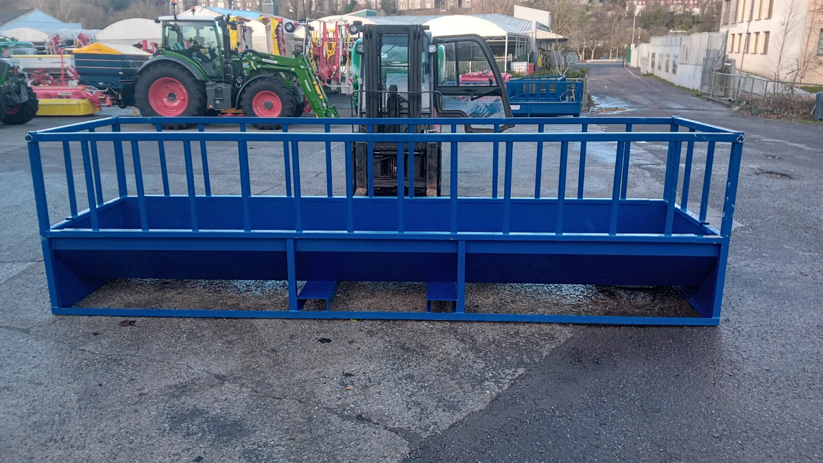 Watson Feed Trough - Image 1