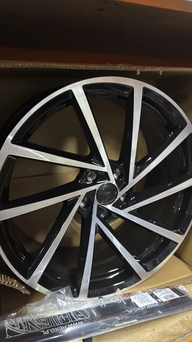 19” Spielberg 5x112 alloys and tyres