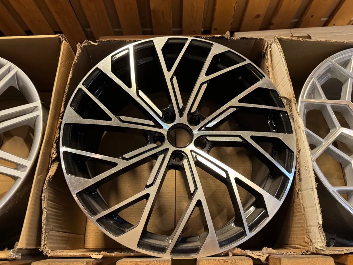 20” RS alloys & tyres 5x112