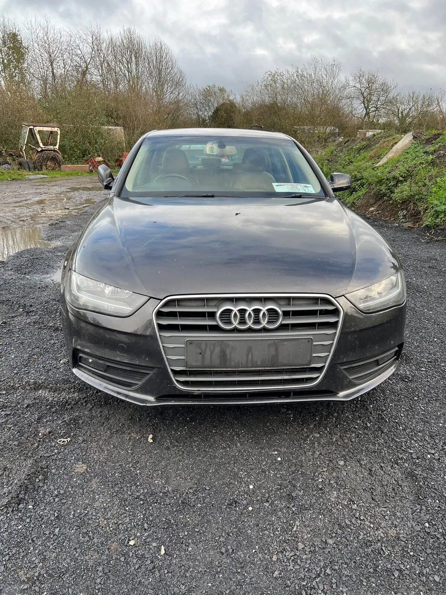 Breaking audi a4 b8 2013 2.0tdi cjca mvs lz7l se - Image 2