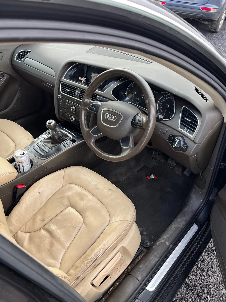 Breaking audi a4 b8 2013 2.0tdi cjca mvs lz7l se - Image 3