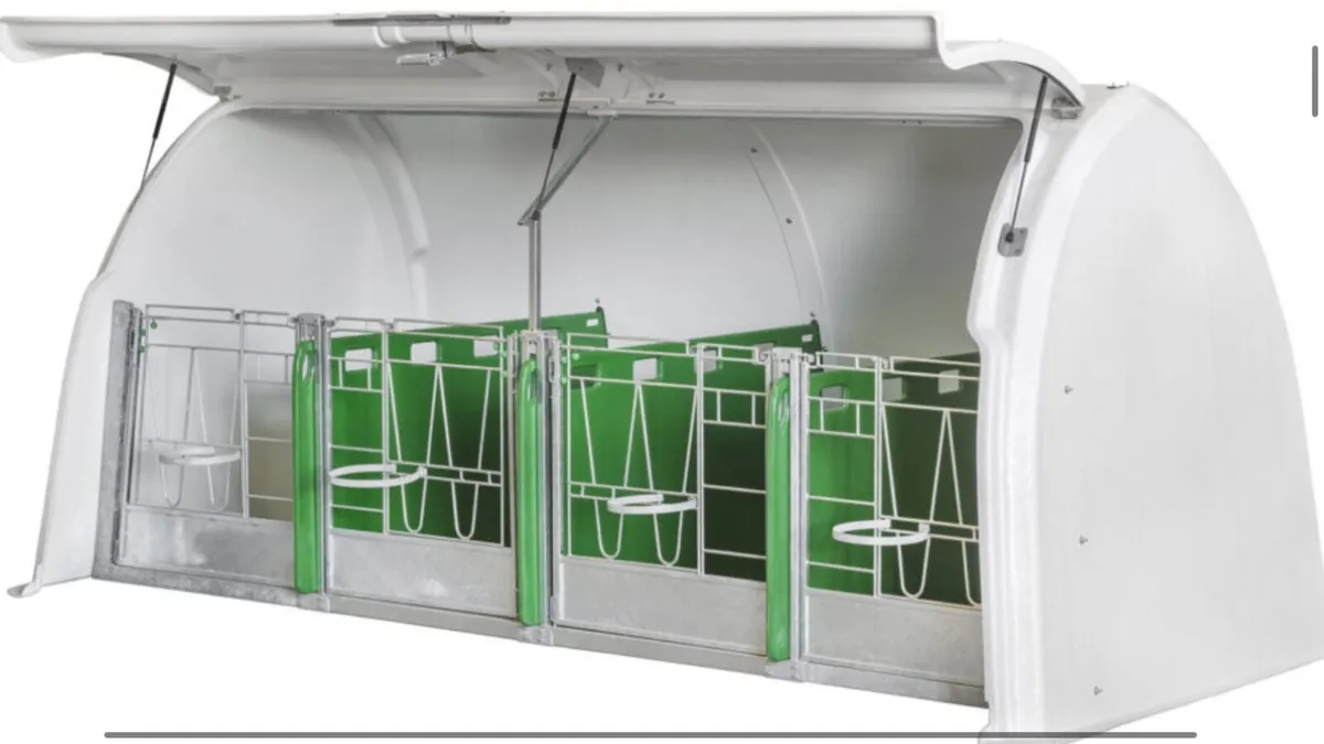 Calf housing - Image 1