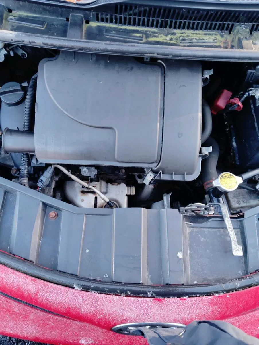 Breaking Toyota Aygo 2014 1.0 petrol - Image 3