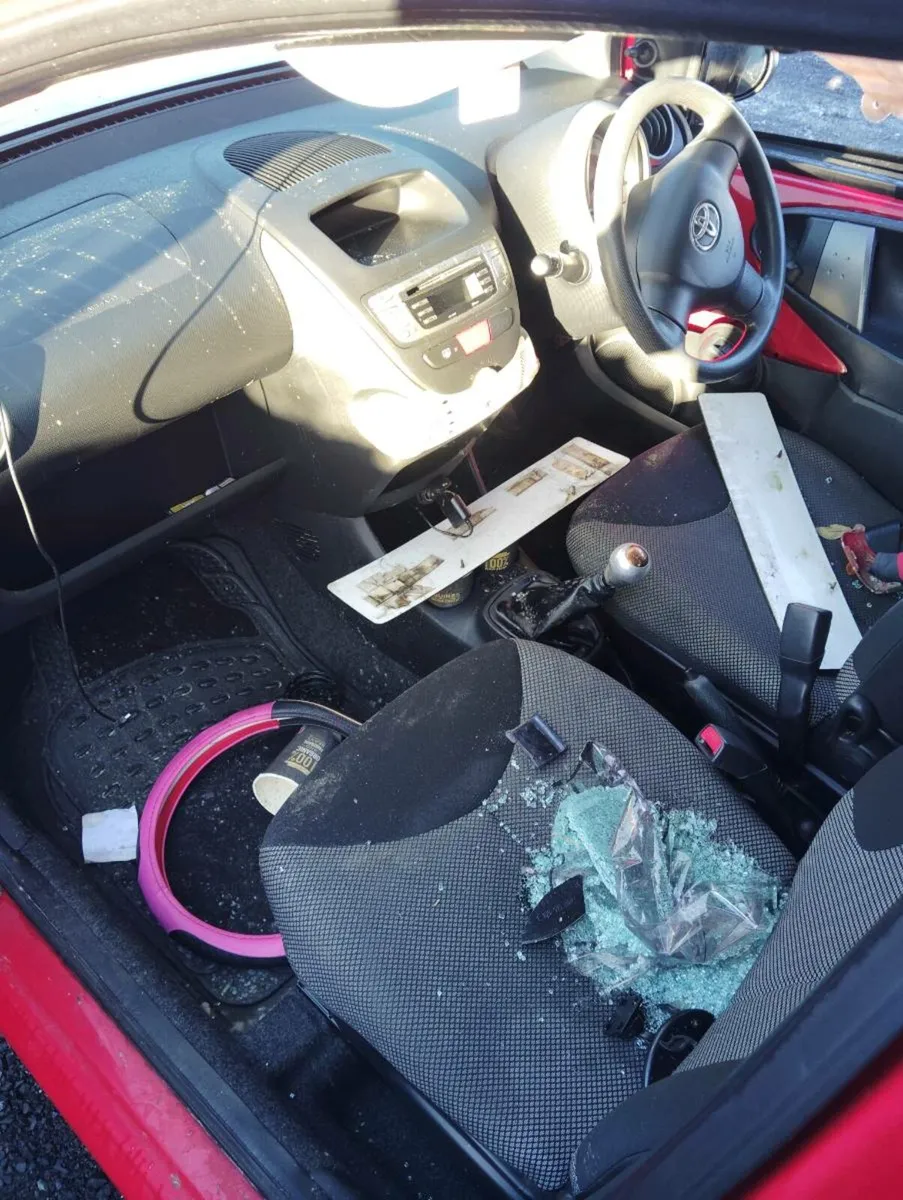 Breaking Toyota Aygo 2014 1.0 petrol - Image 4