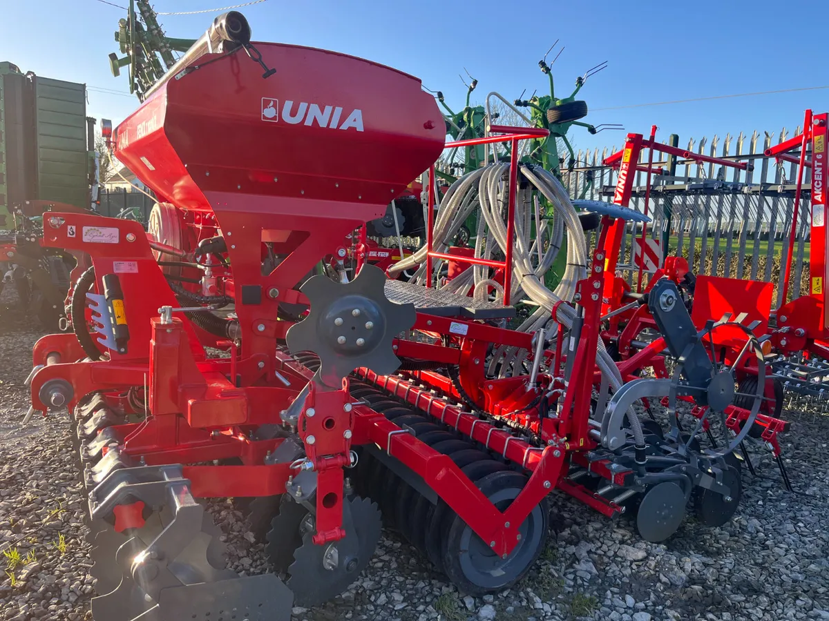UNIA Fenix 3M Disc One Pass Drill - Image 1