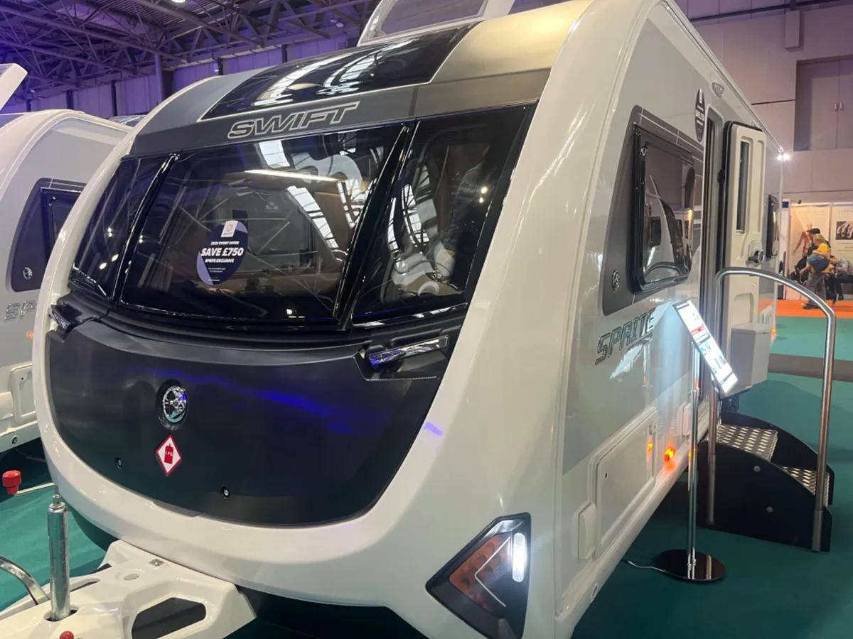 NEW 2025 SWIFT FB GRANDE 8FT 6:7 BERTH CARAVAN - Image 2
