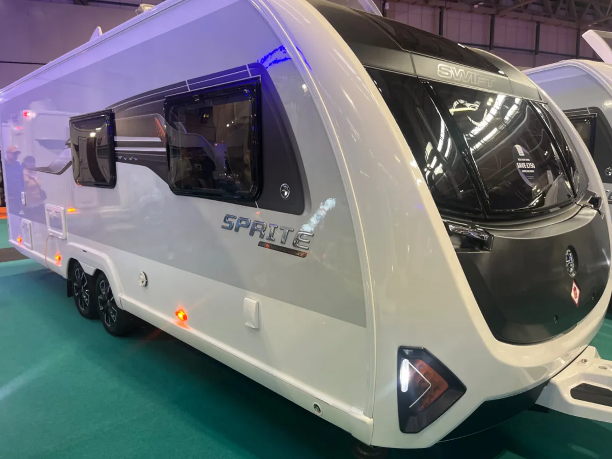 NEW 2025 SWIFT DB GRANDE 8FT 6/7 BERTH B/BED!! - Image 3