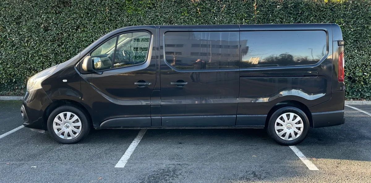 2018 LL29/125 Twin Turbo Business 2 Year Warranty - Image 4