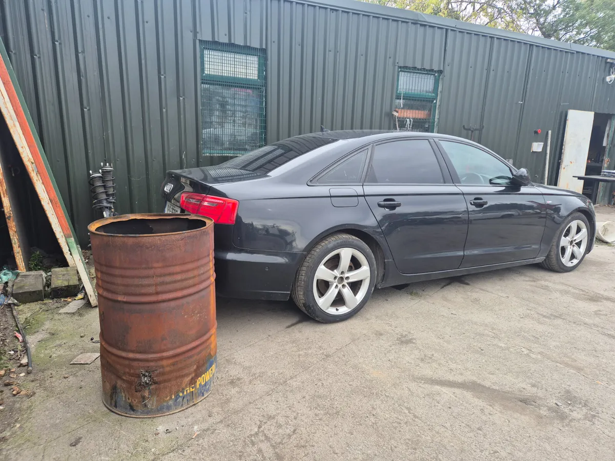 Audi A6 2012  PARTS ONLY - Image 2
