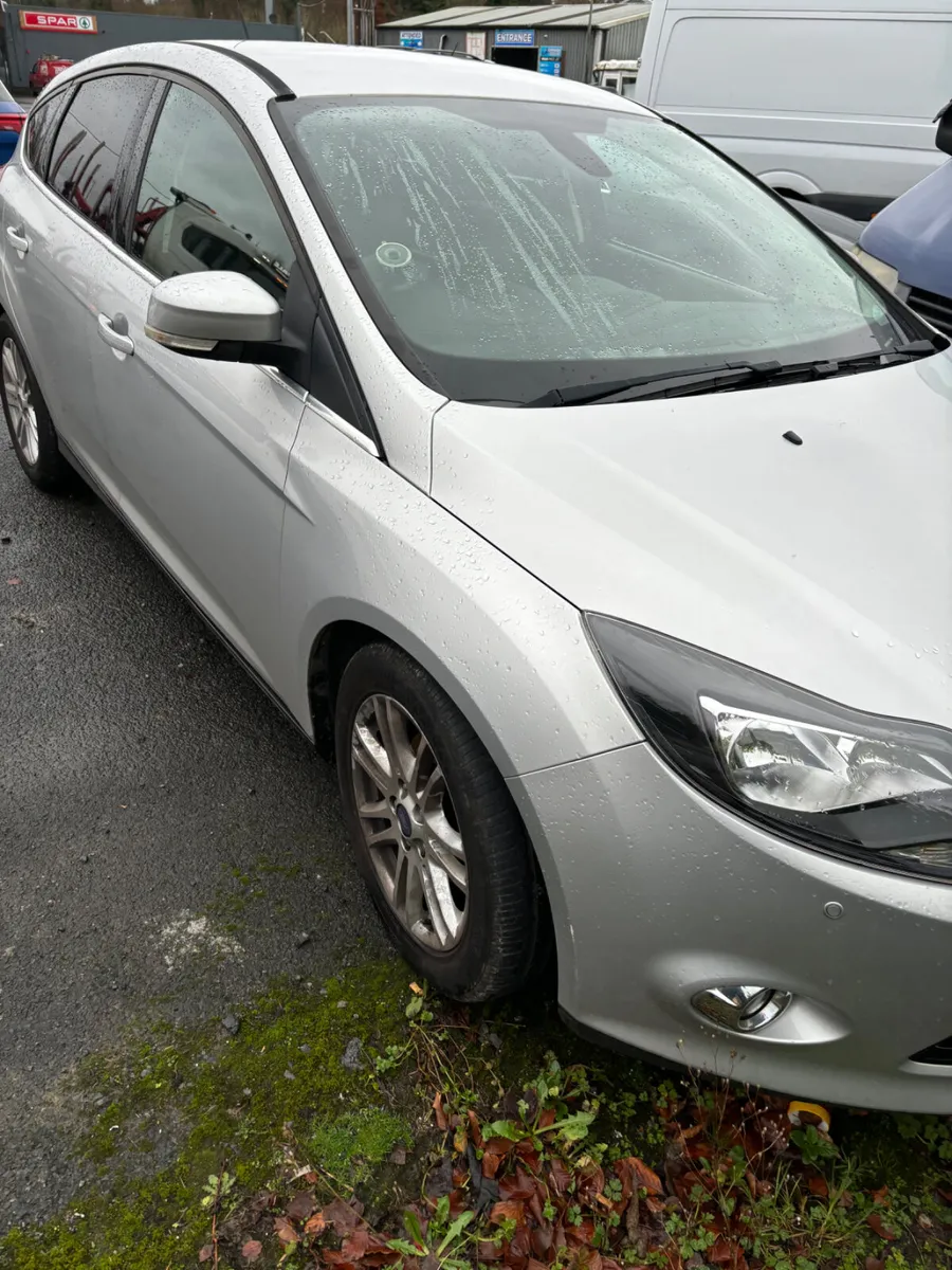 2013 Ford focus for parts - Image 1