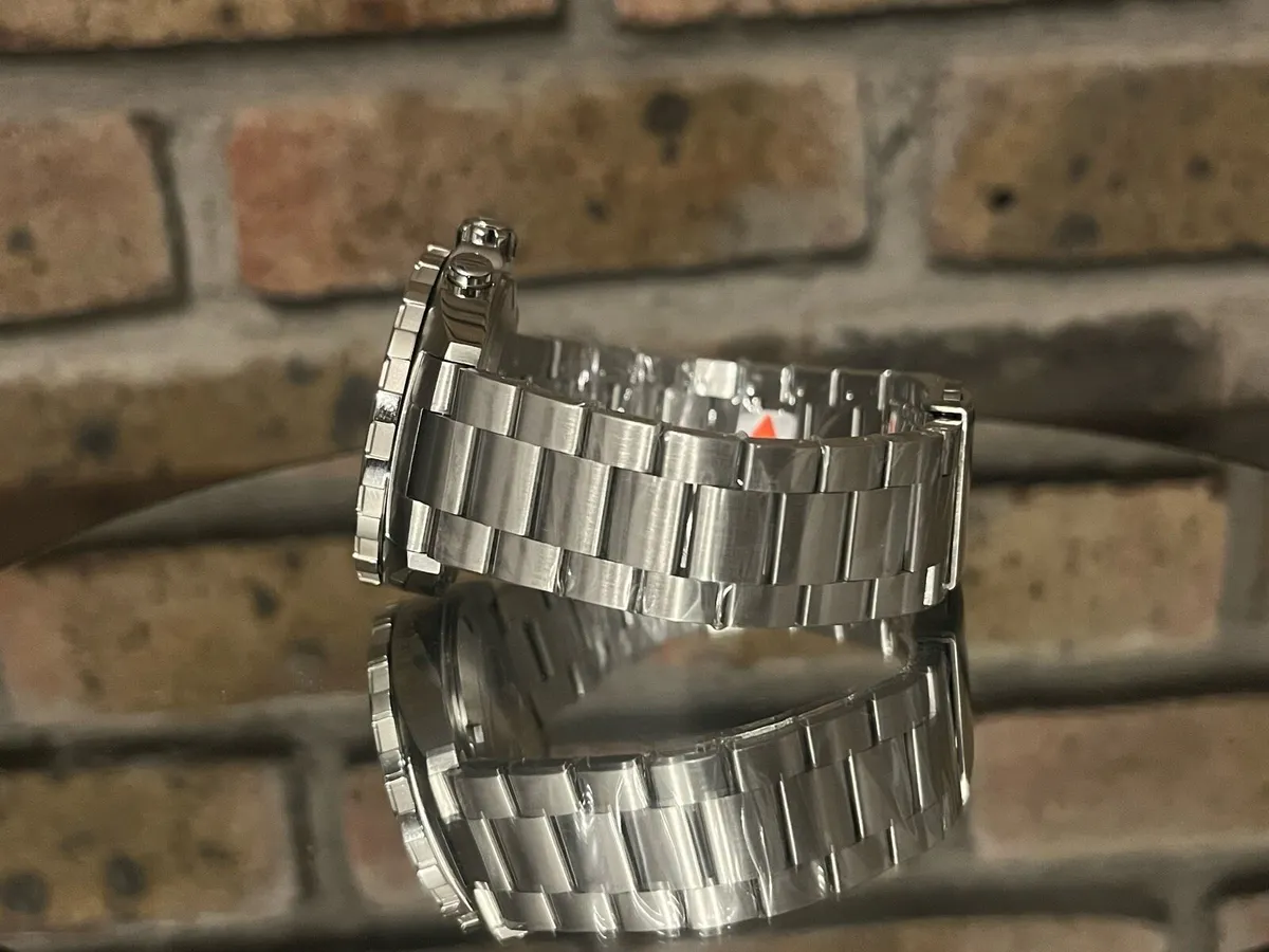 TAG Heuer Formula 1 “Red Bull Racing” - Mens Wri - Image 2