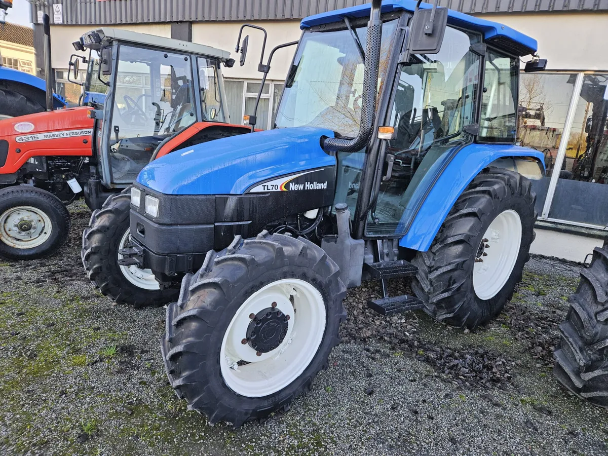 NEW HOLLAND TL70 - Image 1