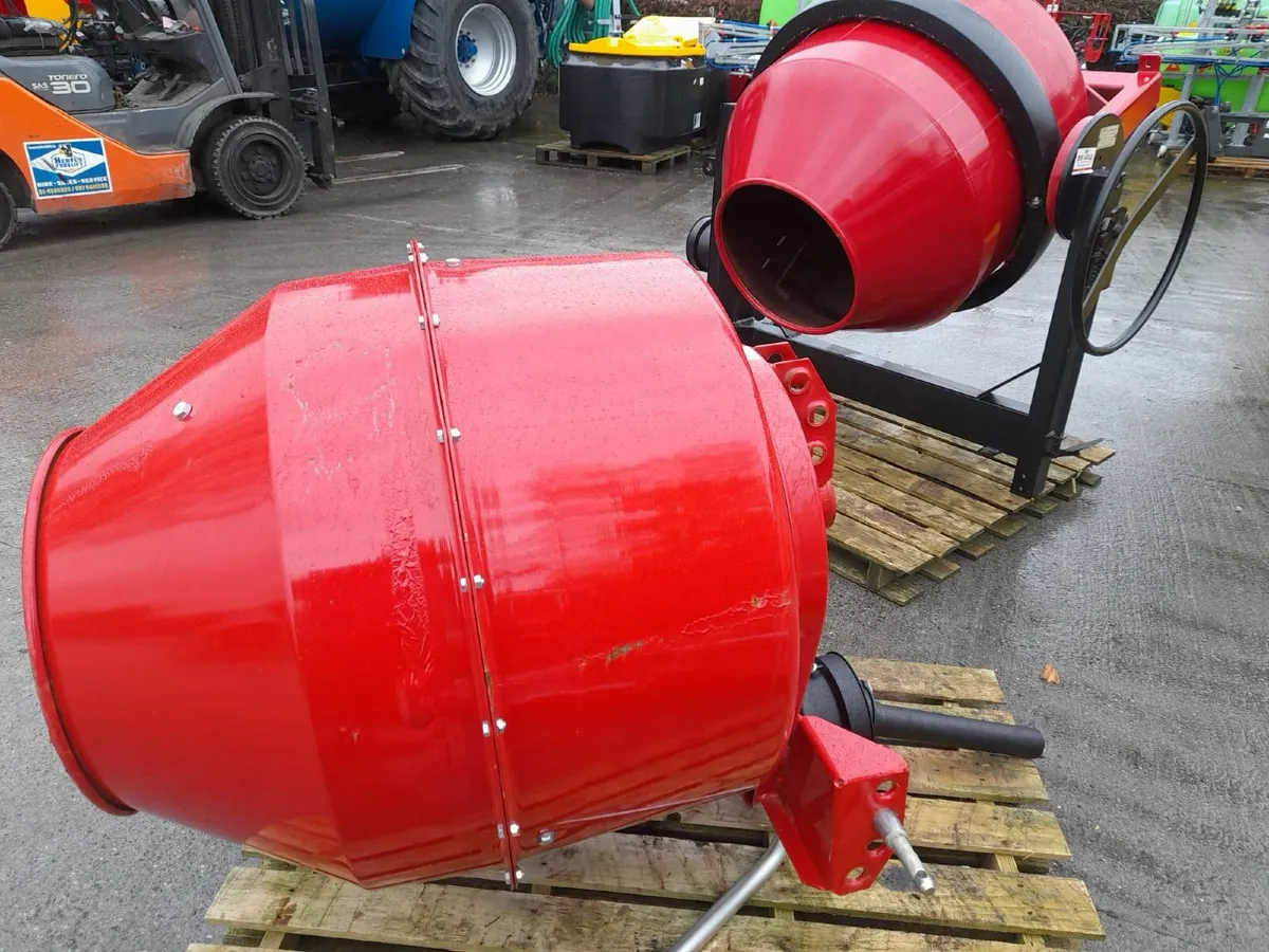 NEW PTO TRACTOR CEMENT MIXERS - Image 2