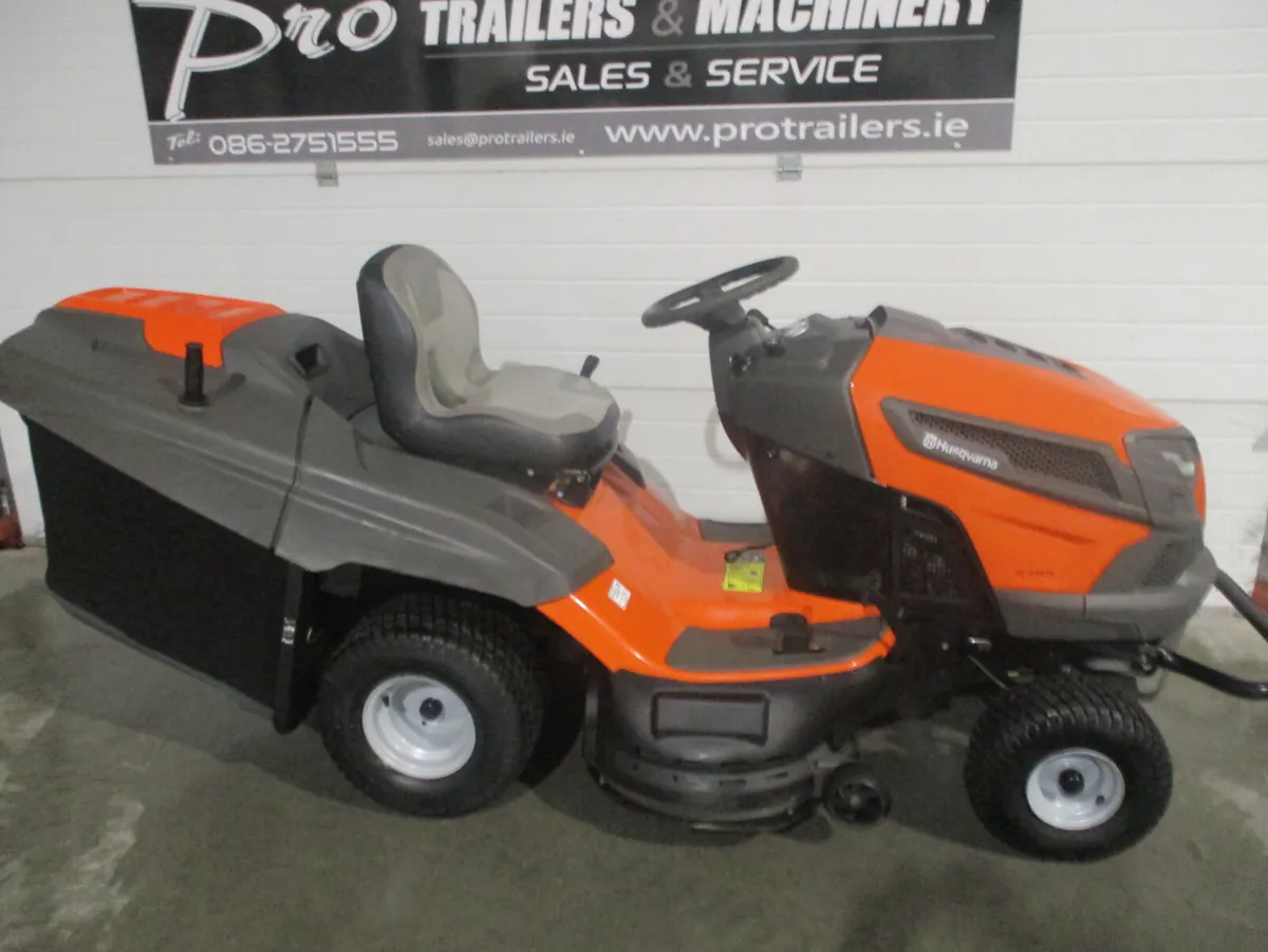 Husqvarna tractor mower TC 238 TX - Image 3