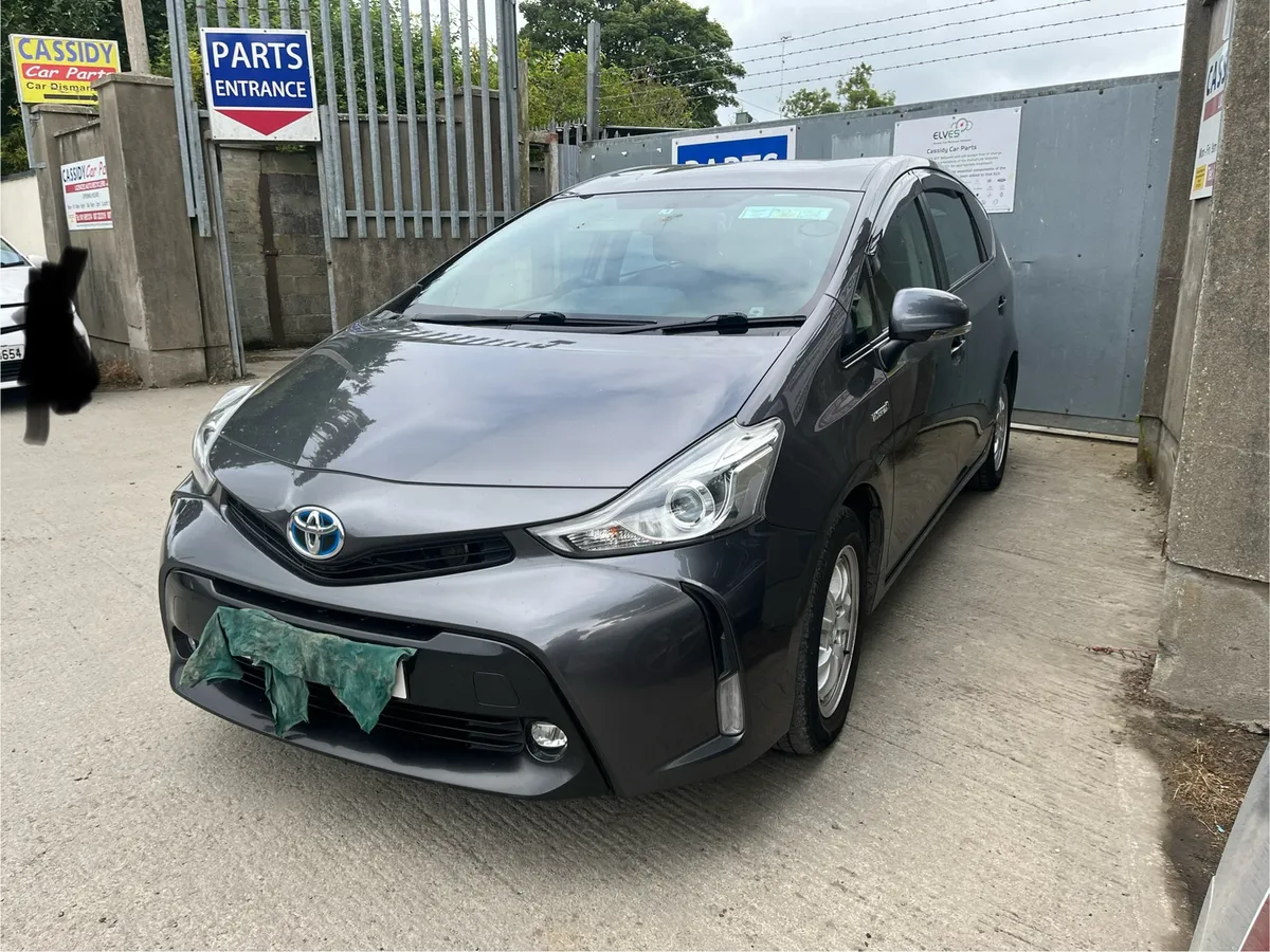 For Parts 2017 Toyota Prius plus petrol hybrid - Image 3