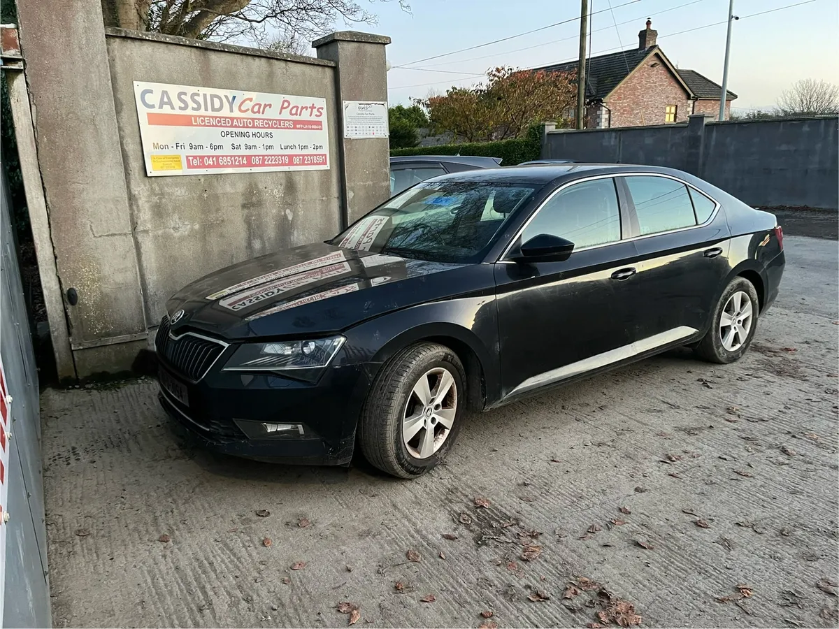 For Parts 2016 Skoda Superb 1.6 diesel - Image 1