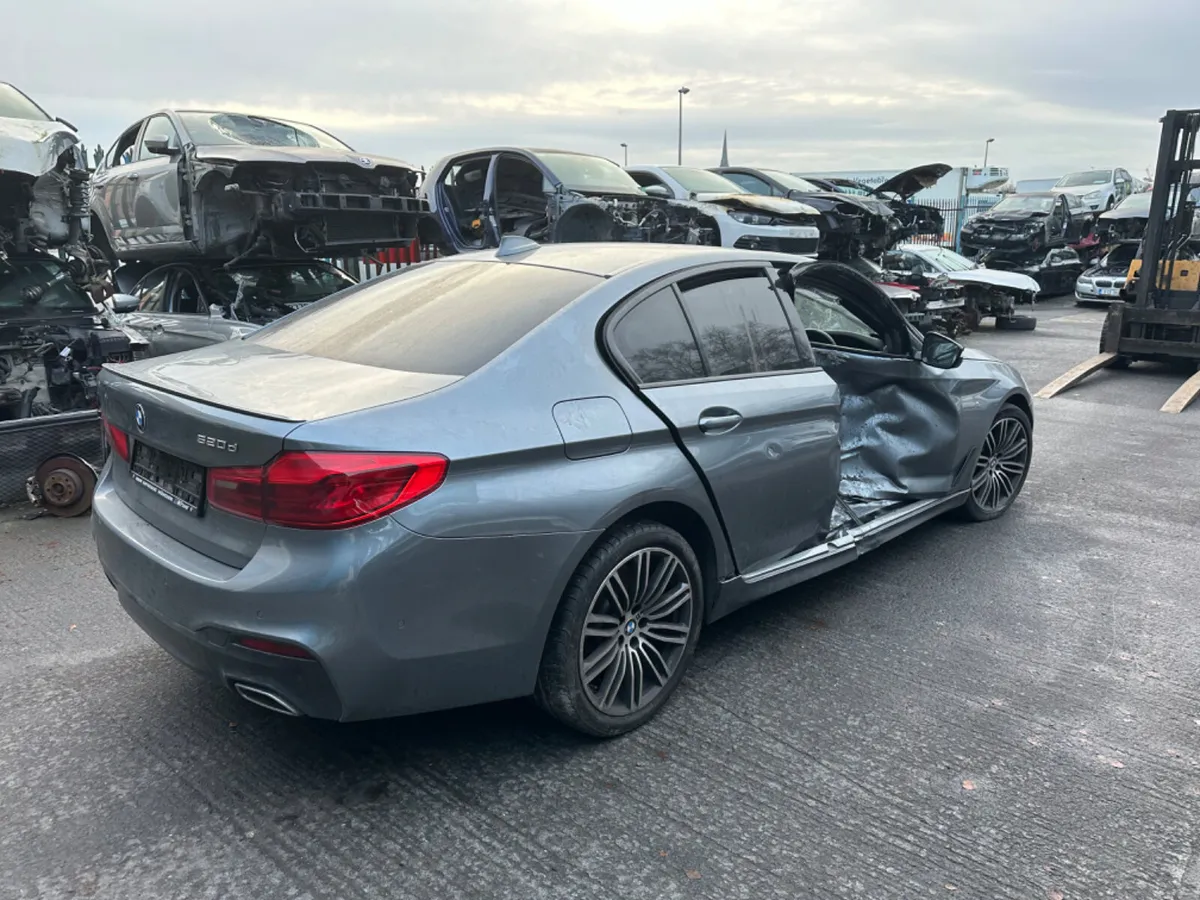 2019 BMW 520D BREAKING - Image 4