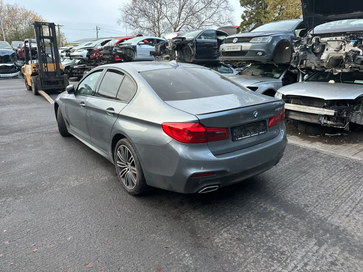 2019 BMW 520D BREAKING - Image 3