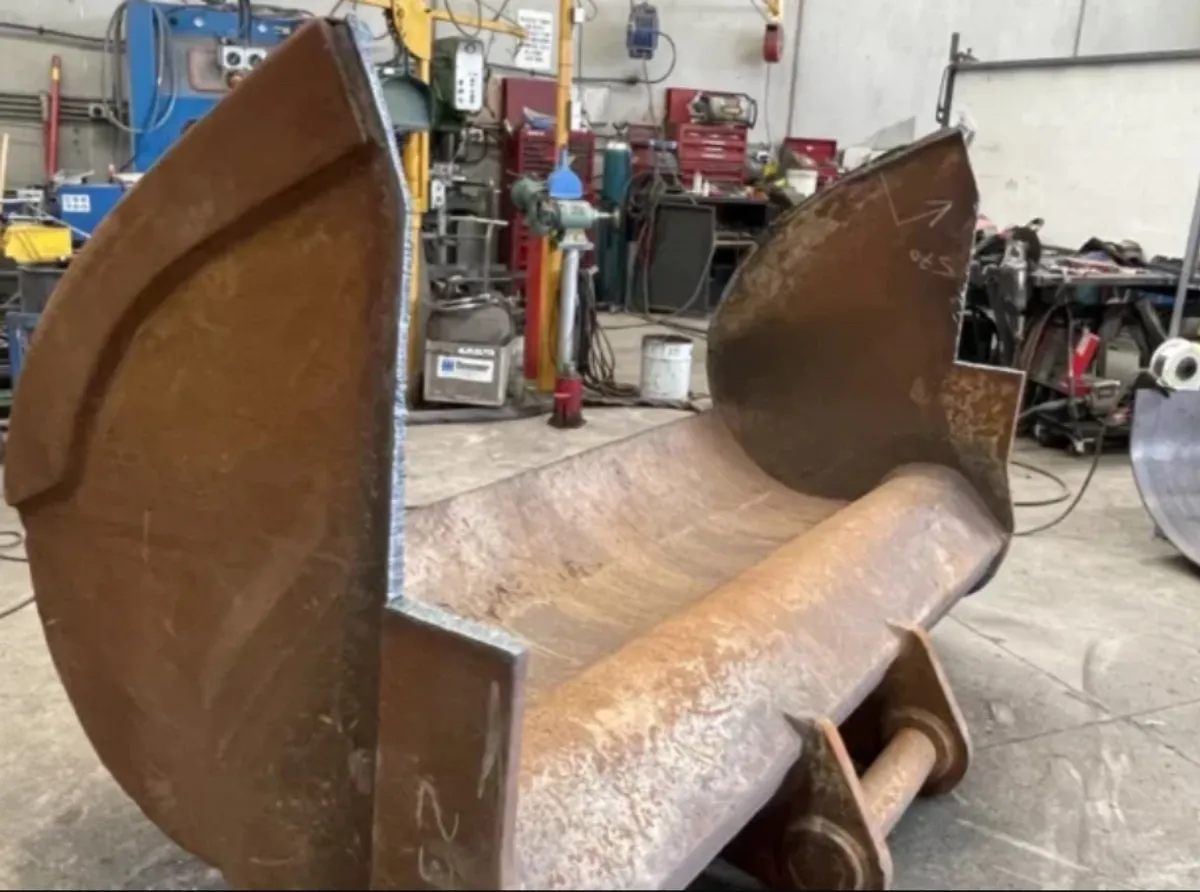 Bucket Reconditioning Service - Image 2