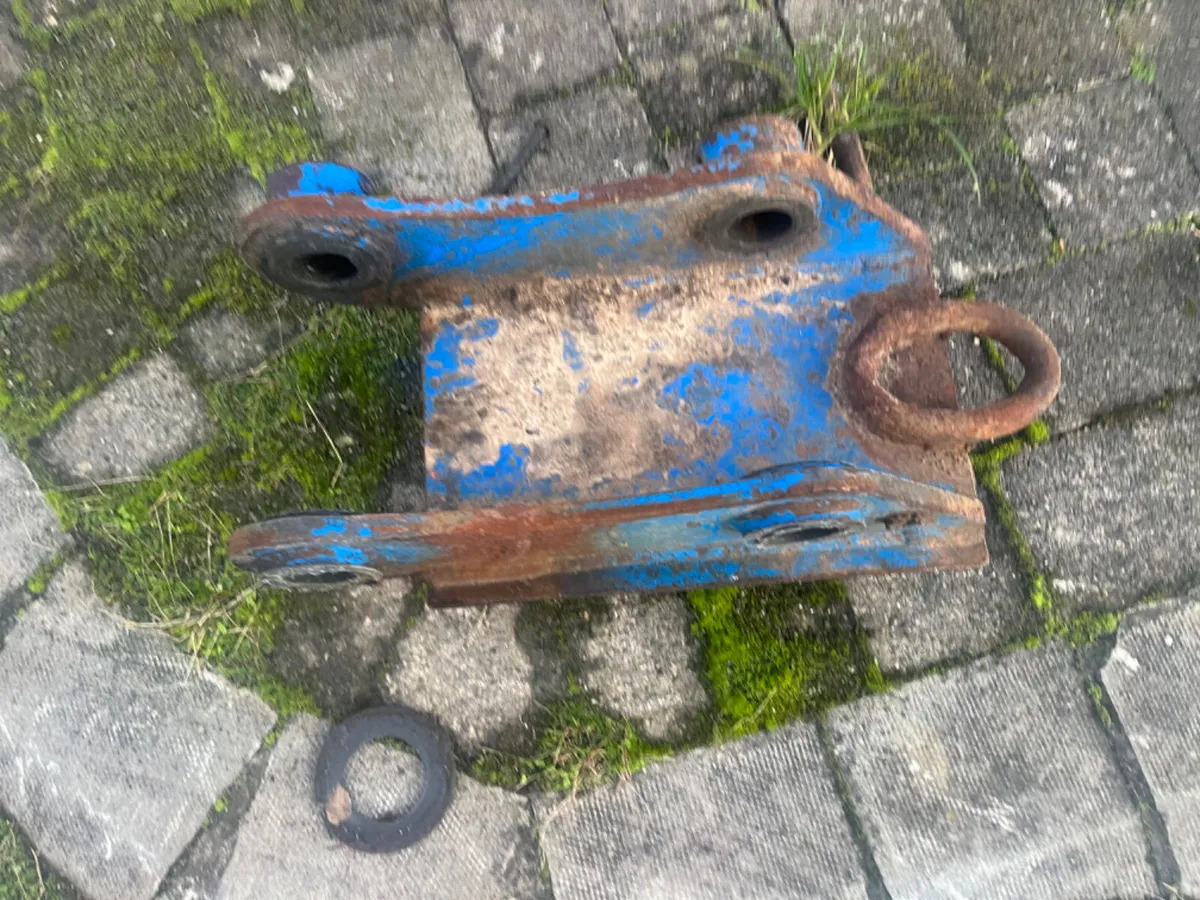 Semi quick hitch 45 mil pin 65 mil pin hydraulic h - Image 4