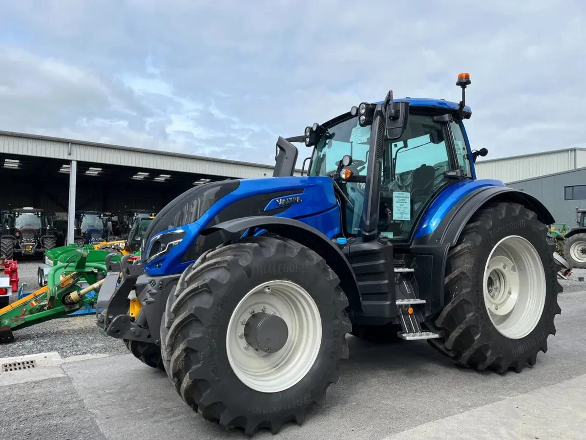 Valtra T235 Active - Image 1
