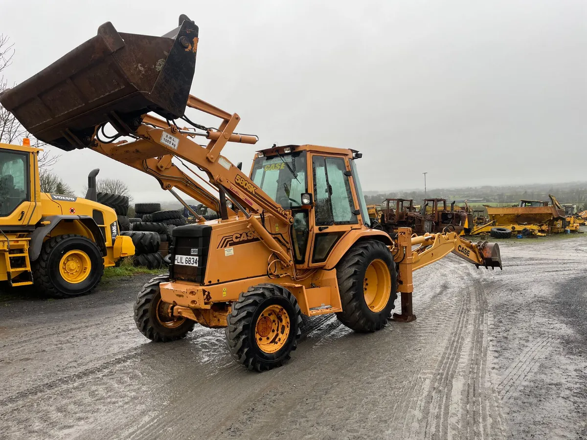 Case 580SK Digger Loader - Image 2