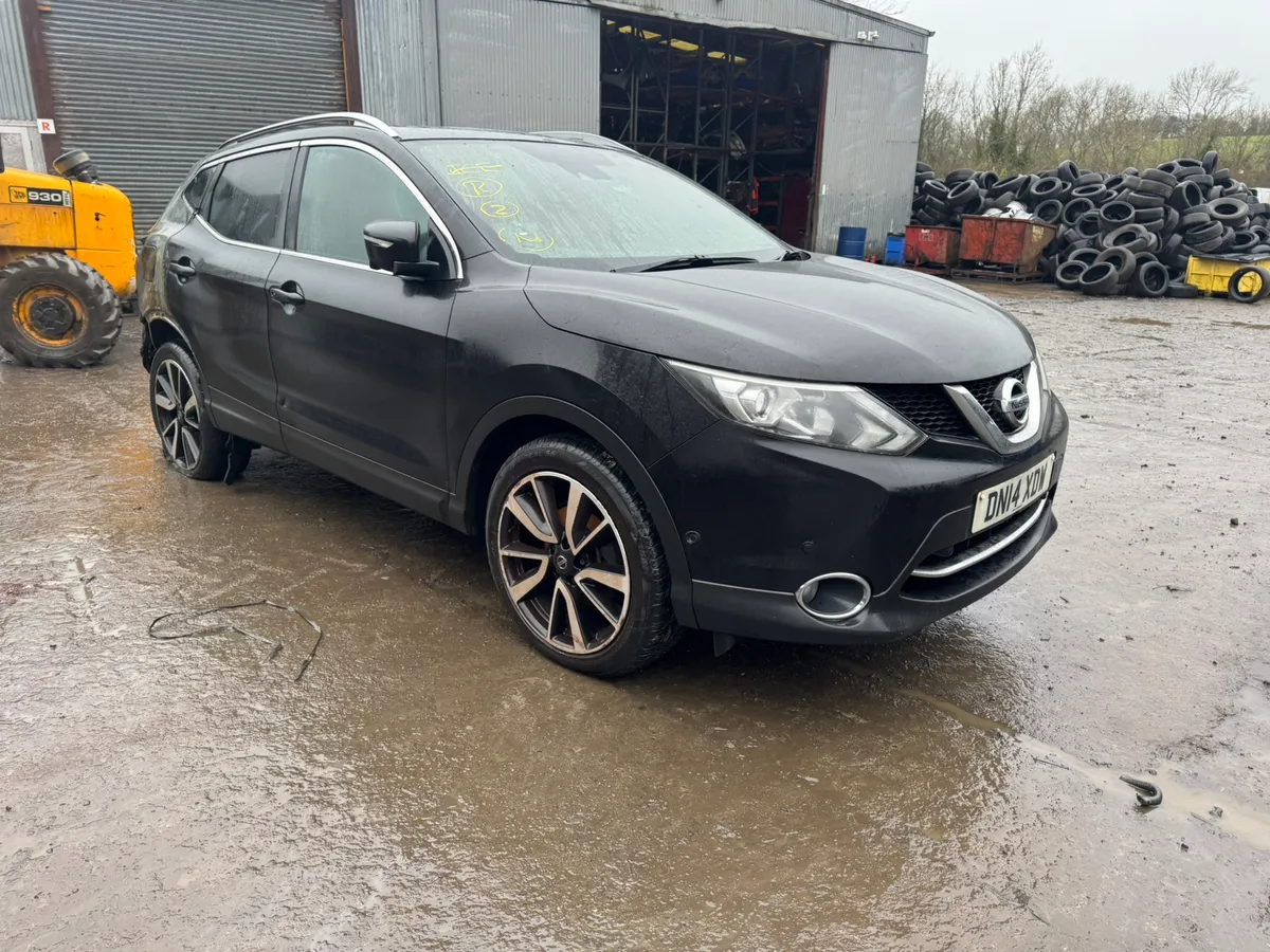 Breaking 2014 Nissan Qashqai 1.5 dci - Image 1