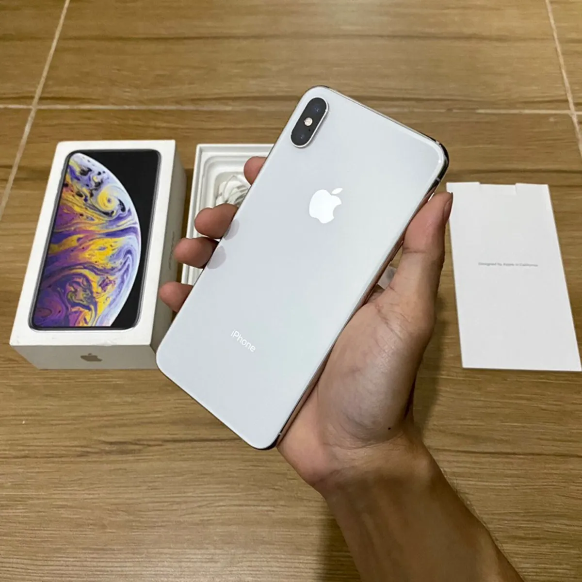 IPhone XS MAX  64GB and 256GB unlocked