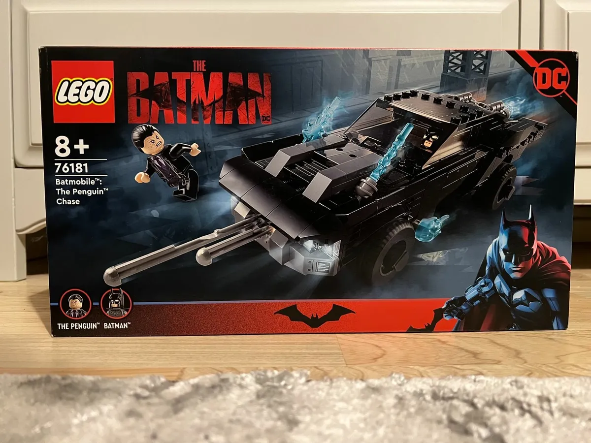 LEGO The Penguin Chase & Batmobile Tumbler - Image 4