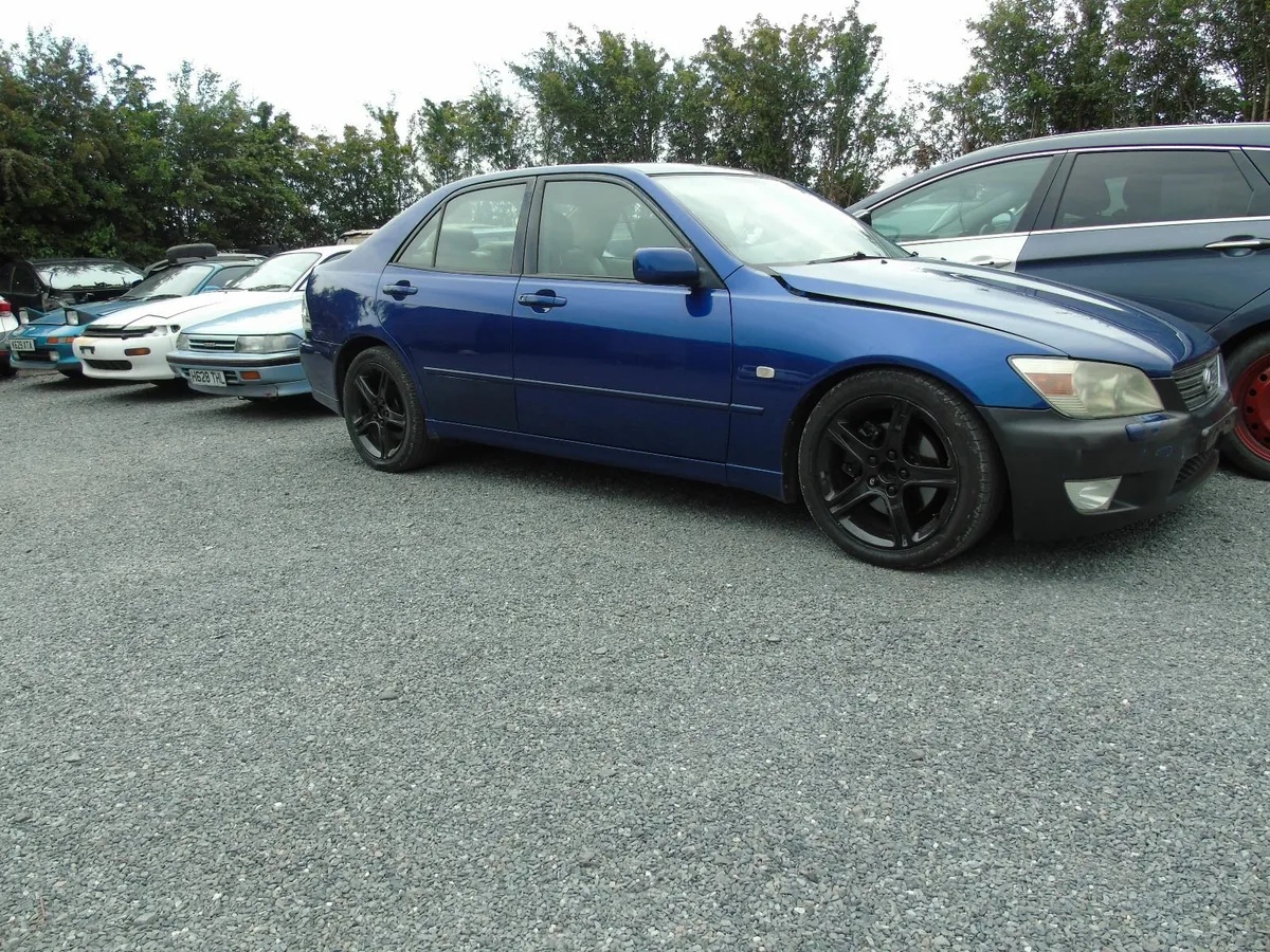 lexus is220d breaking also is200 - Image 4