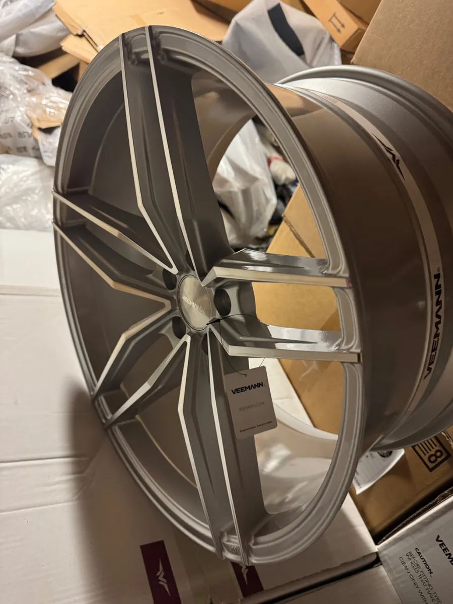 20”  veemann vfs37 10” wide 5x112 - Image 2